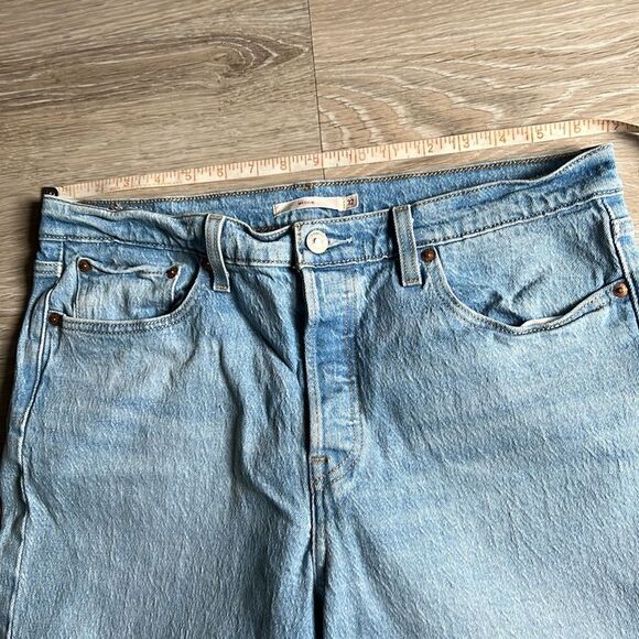 Levi’s Icon Wedgie Cropped Straight Leg High Rise Jean Rigid Denim Light Wash 32 - Picture 7 of 14